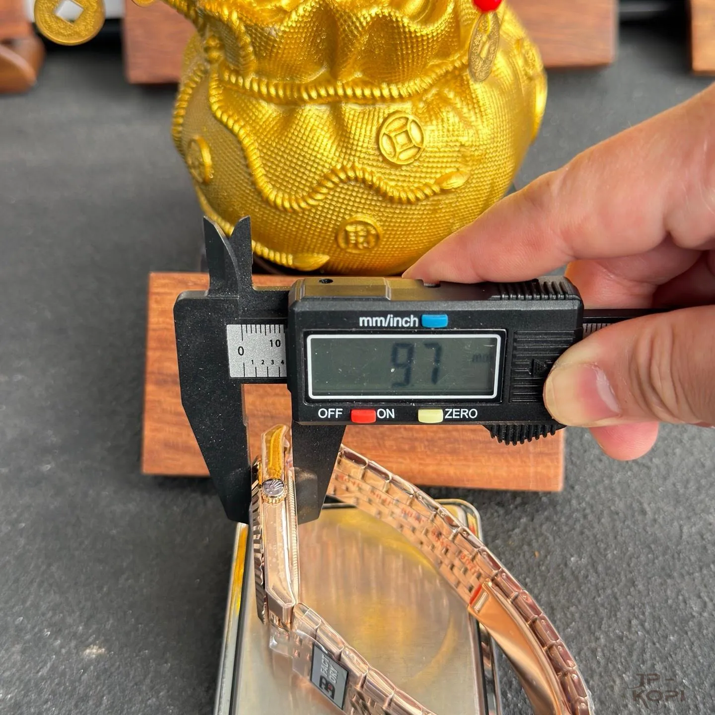 ロレックス ランドドゥエラー 127335 | ローズゴールド × ホワイトハニカムダイヤル × フルーテッドベゼル 一体式Cal.7135【B工場V2】 - 画像 (11)