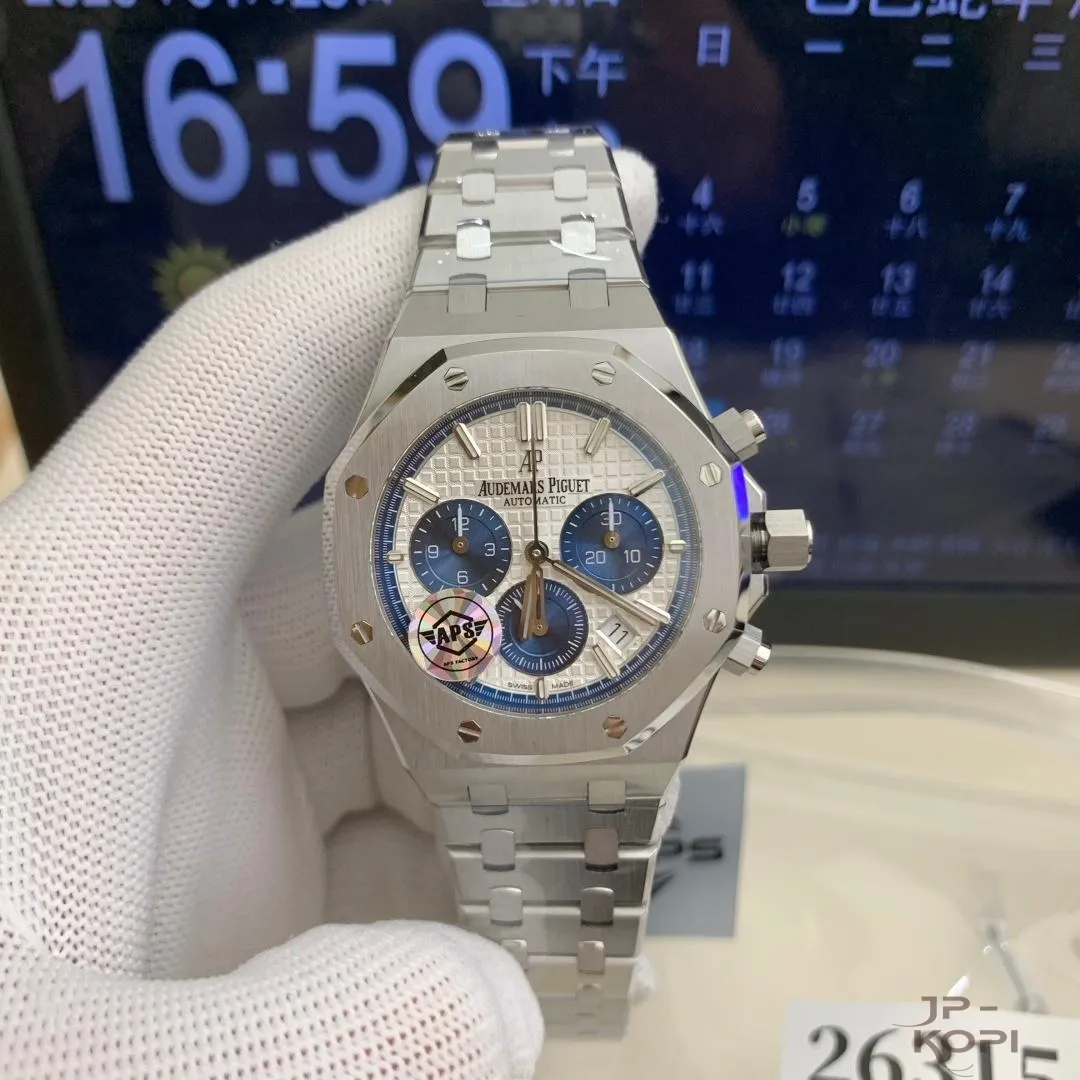オーデマ・ピゲ ロイヤル オーク クロノグラフ 38mm 26315ST|シルバー文字盤 × ブルーカウンター【APS工場製】 - 画像 (2)
