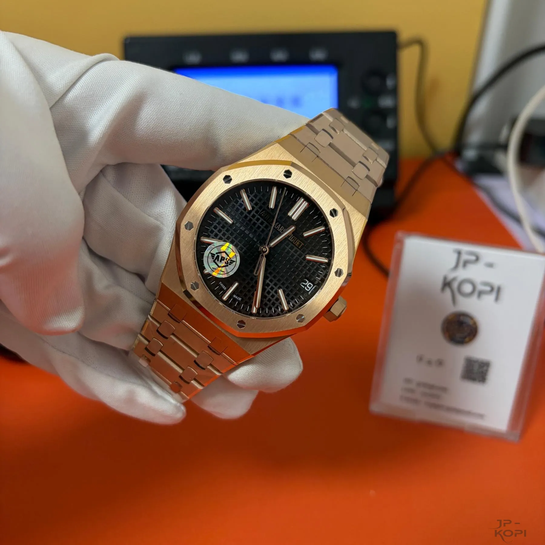 オーデマ・ピゲ ロイヤルオーク 41mm 15510OR|ブラック文字盤 × RGメッキブレスレット【APS工場製】 - 画像 (5)