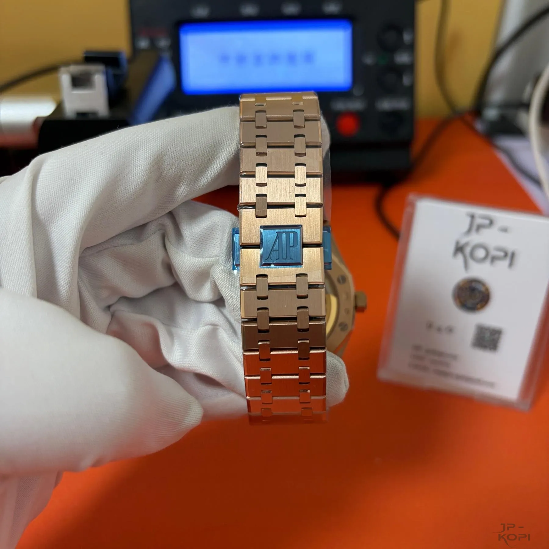 オーデマ・ピゲ ロイヤルオーク 41mm 15510OR|ブラック文字盤 × RGメッキブレスレット【APS工場製】 - 画像 (10)