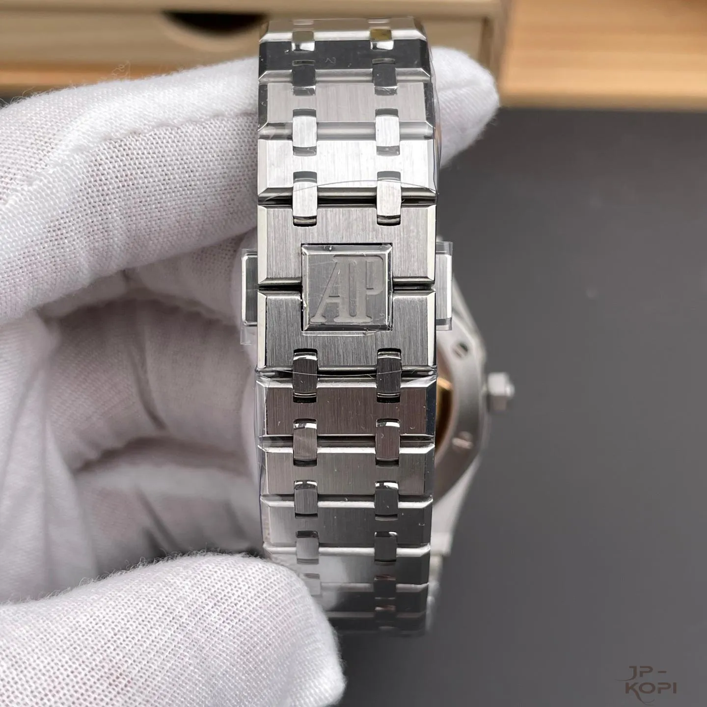 オーデマ・ピゲ ロイヤルオーク 41mm 15510ST|グレー文字盤 × ステンレスブレスレット【APS工場製】 - 画像 (9)