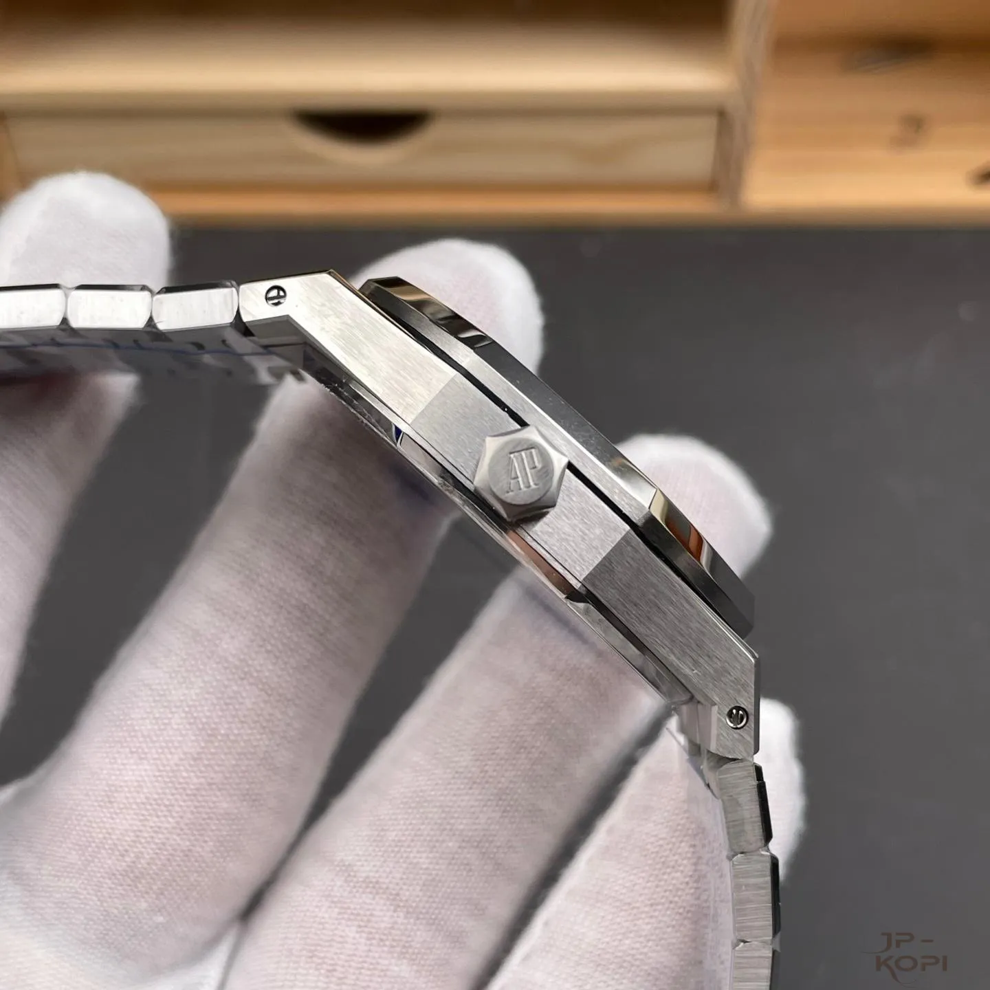 オーデマ・ピゲ ロイヤルオーク 41mm 15510ST|グリーン文字盤・ステンレスブレスレット【APS工場製】 - 画像 (5)