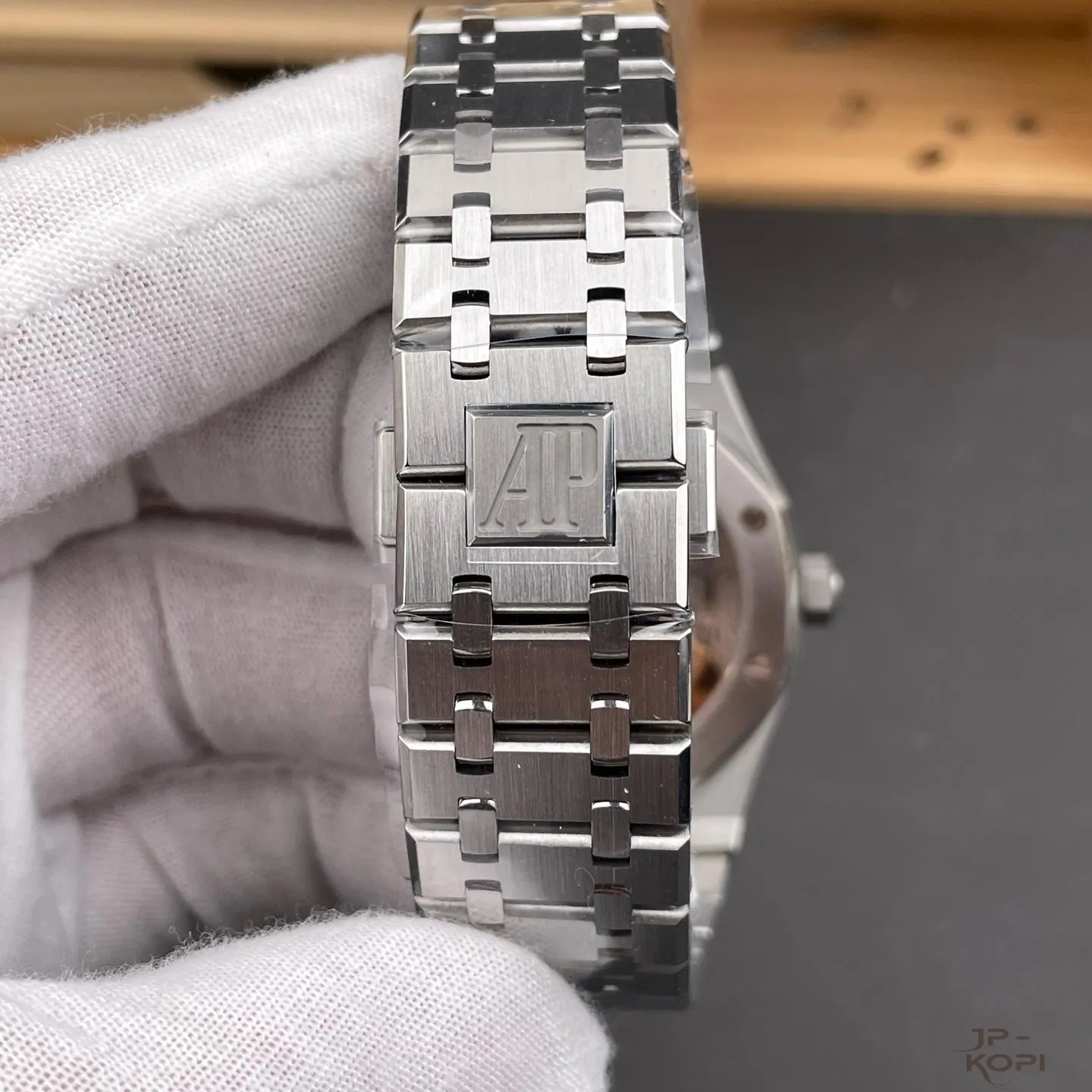 オーデマ・ピゲ ロイヤルオーク 41mm 15510ST|グリーン文字盤・ステンレスブレスレット【APS工場製】 - 画像 (9)