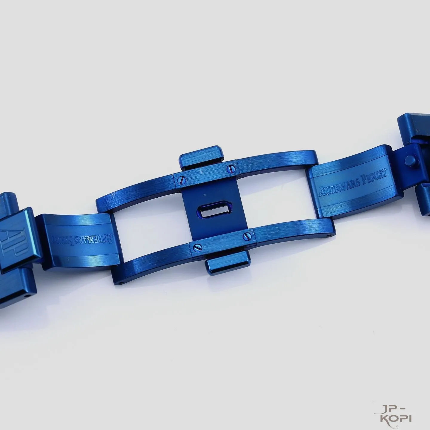 オーデマ・ピゲ ロイヤルオーク 永久カレンダー 41mm 26579CS|ブルー文字盤 × DLCブルーケース【BBS工場製】 - 画像 (8)