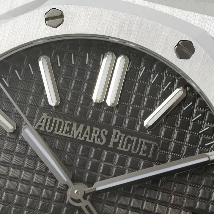 オーデマ・ピゲ ロイヤルオーク“50周年記念”15510ST 41mm|グレーダイアル × ステンレスブレスレット【IP工場製】 - 画像 (5)
