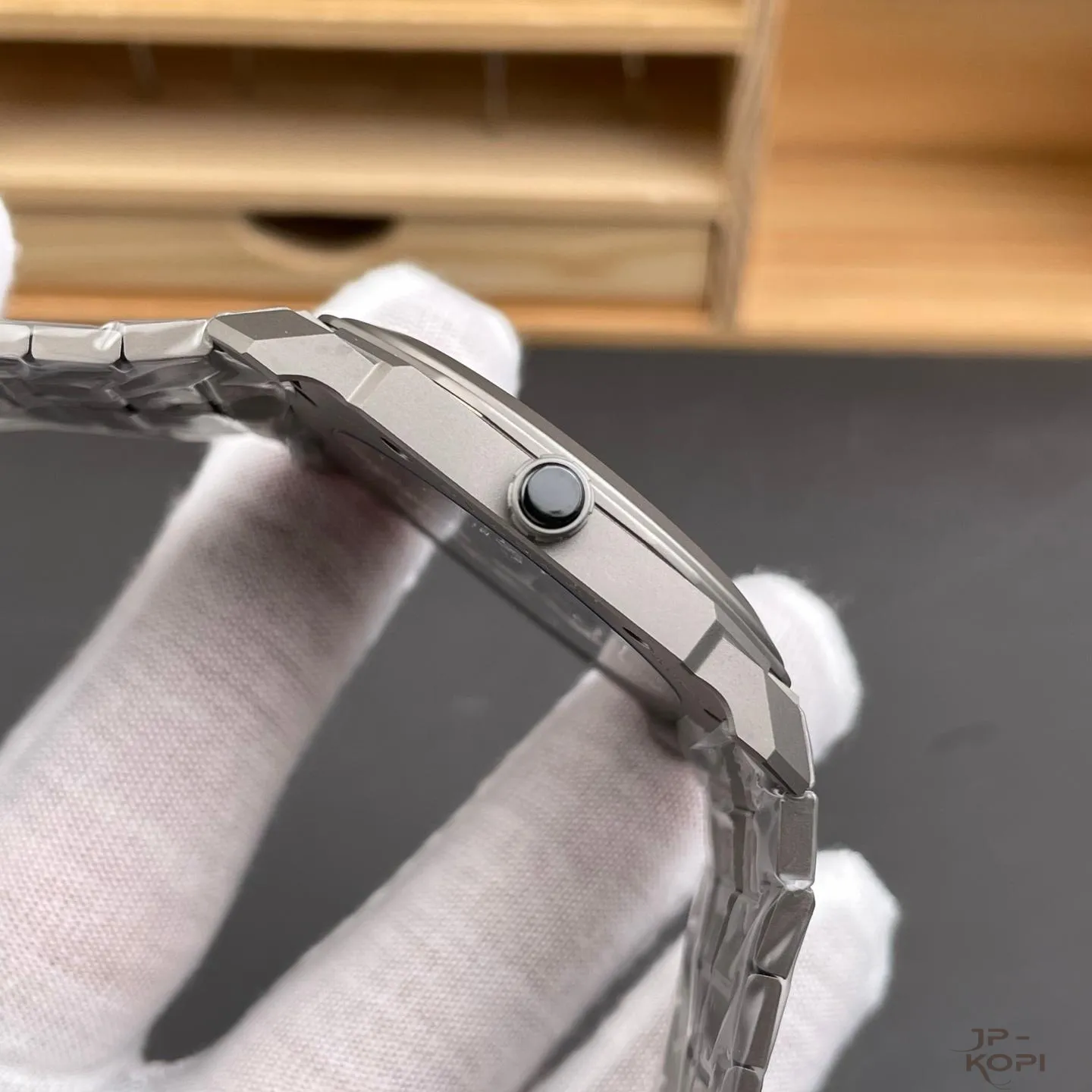 ブルガリ オクト OCTO 102713|グレーダイアル チタン 40mm Cal.138 80G【BV工場製】 - 画像 (6)
