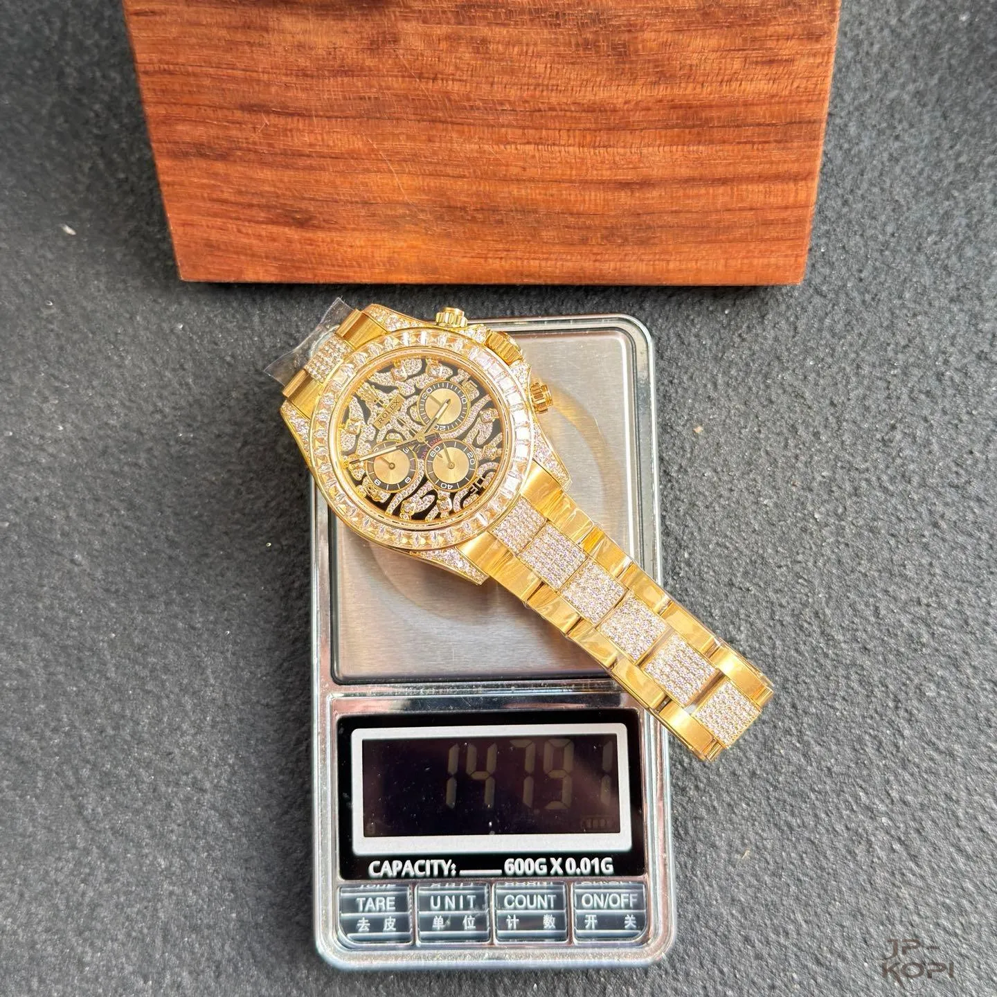 ロレックス デイトナ 116598TBR “Eye of the Tiger”|バゲットダイヤ × タイガーアイ文字盤 40mm【PPM工場製】 - 画像 (11)