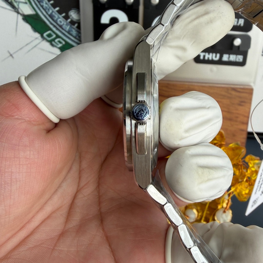 IWC インヂュニア IW328903|アクアダイアル × 904Lステンレス【MZ工場製】 - 画像 (5)