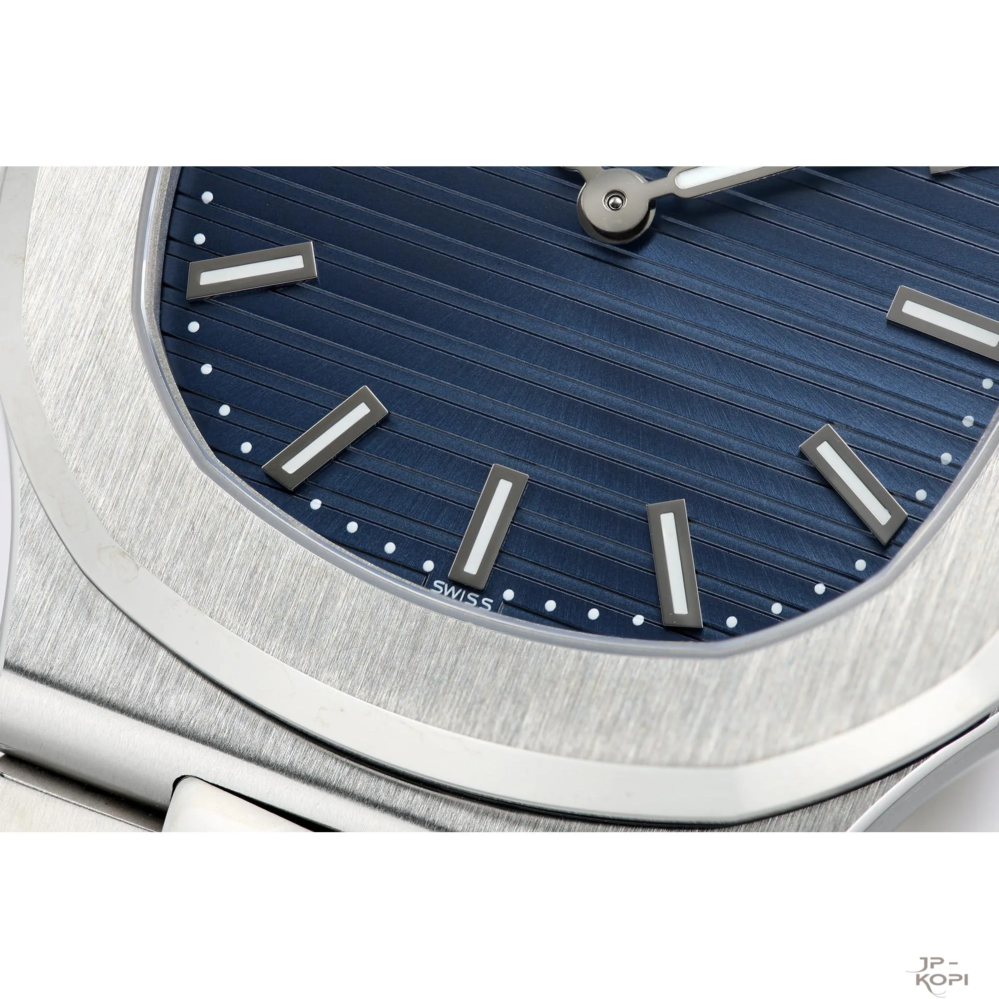 パテック・フィリップ ノーチラス誕生50周年記念 5810G-001|ブルーダイアル × ステンレスブレスレット【PPF工場製】 - 画像 (6)