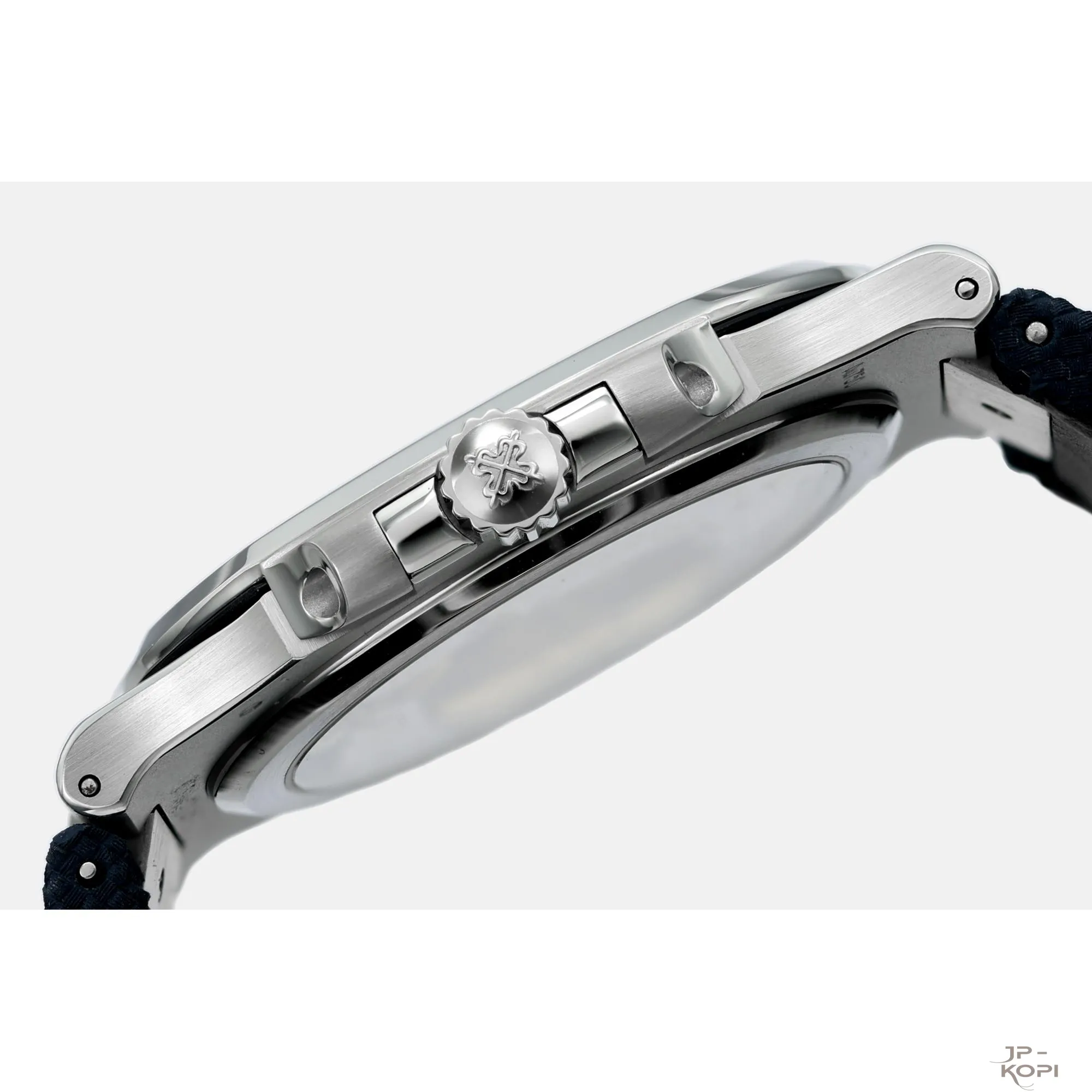 パテック・フィリップ ノーチラス誕生50周年記念 5810G-001|ブルーダイアル × コンポジットストラップ【PPF工場製】 - 画像 (7)